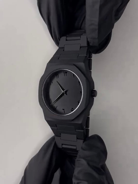 AURA Quartz Watch – Black